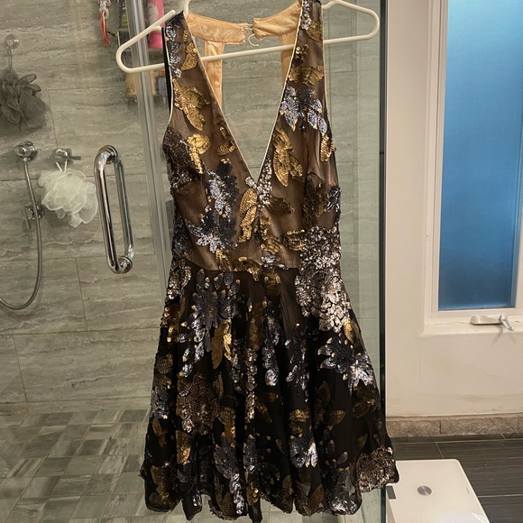 Bebe Sequin Fit & Flare Sequin Bebe - Picture 7 of 11